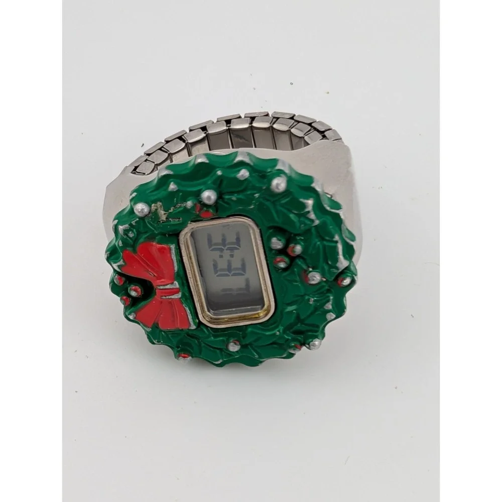Vintage Avon‎ Christmas Wreath Digital Ring Watch- New Battery